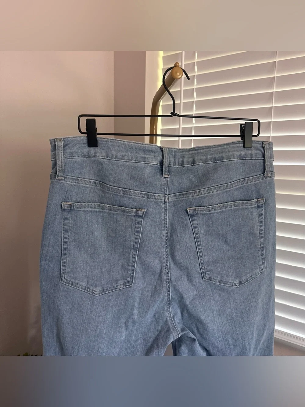 Frame Denim Light Blue Jeans